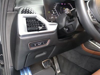 2025 BMW X7 缩略图 19