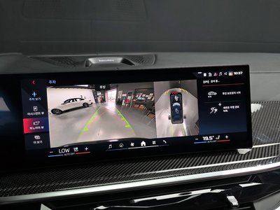 2025 BMW X7 缩略图 22