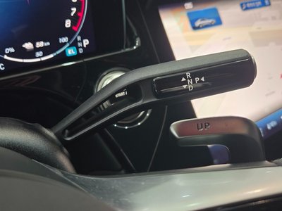 MERCEDES-BENZ E-CLASS - 9