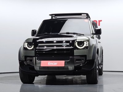 LAND ROVER DEFENDER - 2