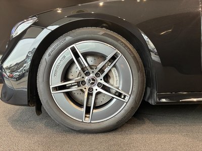 MERCEDES-BENZ E-CLASS - 3