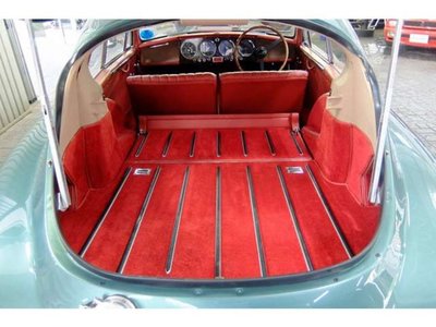 ASTON MARTIN DB2/4 - 10