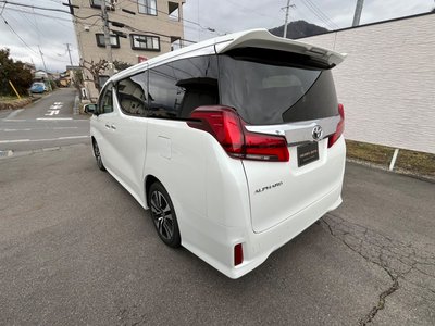 TOYOTA ALPHARD - 4