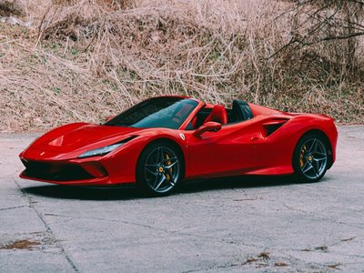 FERRARI F8 SPIDER - 1