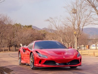 FERRARI F8 SPIDER - 9