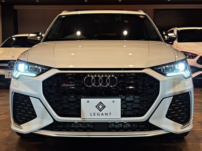 AUDI RS Q3 - 10