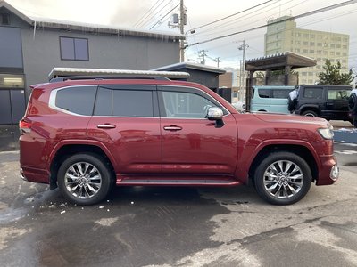 TOYOTA LAND CRUISER 300 - 4