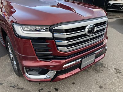 TOYOTA LAND CRUISER 300 - 9