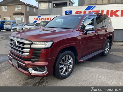 TOYOTA LAND CRUISER 300