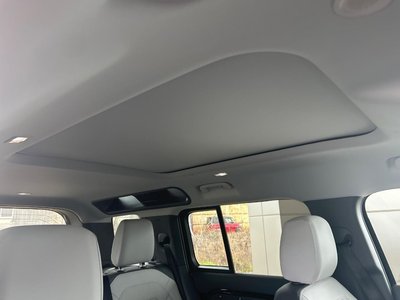 2025 LAND Rover DEFENDER — миниатюра 127