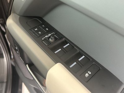 2025 LAND Rover DEFENDER — миниатюра 31