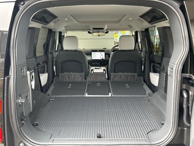 2025 LAND Rover DEFENDER — миниатюра 143
