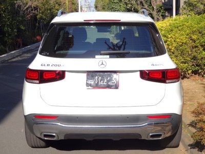 MERCEDES-BENZ GLB - 9