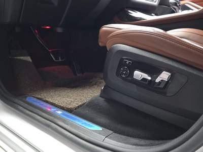 2022 BMW X7 缩略图 31