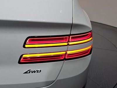 GENESIS GV80 - 10