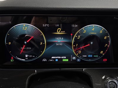 MERCEDES-BENZ E-CLASS - 8