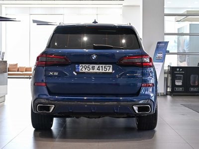 صورة 3 لـ 2023 BMW X5