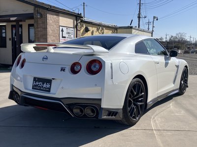 NISSAN GT-R - 6