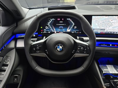 2025 BMW 5 SERIES — миниатюра 13