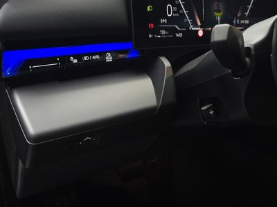 2025 BMW 5 SERIES — миниатюра 14