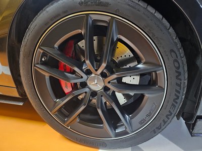 MERCEDES-BENZ E-CLASS - 4