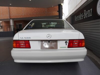 MERCEDES-BENZ SL - 8