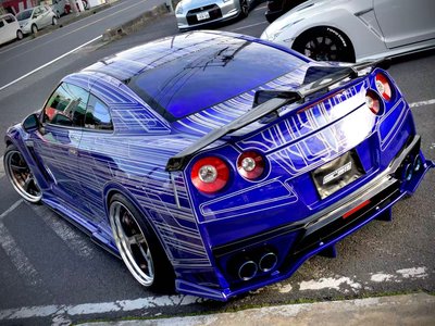 NISSAN GT-R - 6