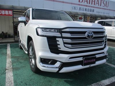 TOYOTA LAND CRUISER 300