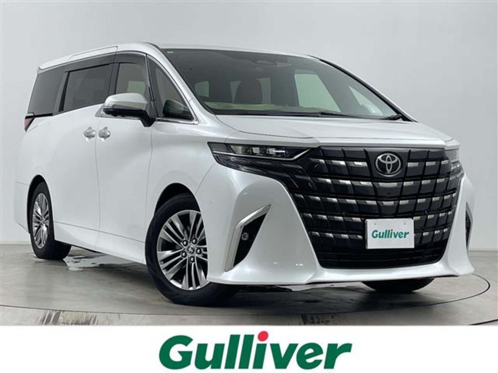 صورة 1 لـ 2023 Toyota ALPHARD