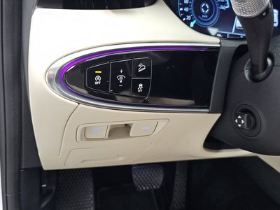 2023 Genesis GV70 — миниатюра 27