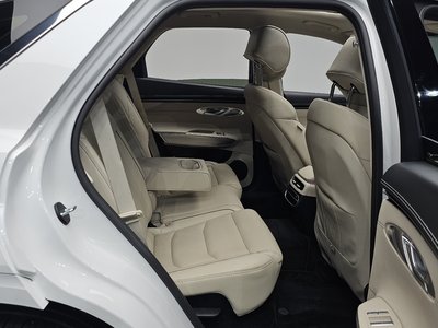 2023 Genesis GV70 — миниатюра 17