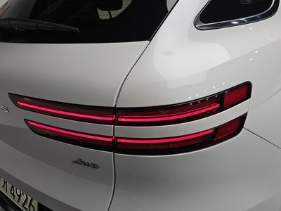 صورة 10 لـ 2023 Genesis GV70