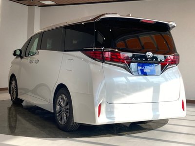 TOYOTA ALPHARD - 8