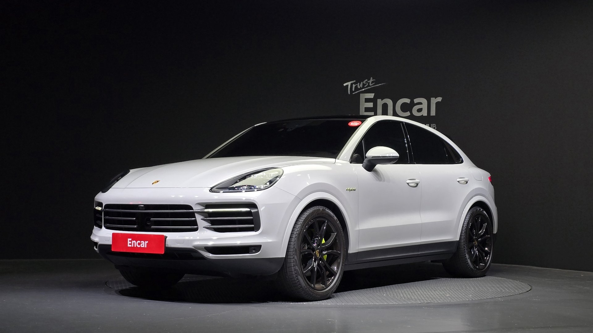 PORSCHE CAYENNE - View 1