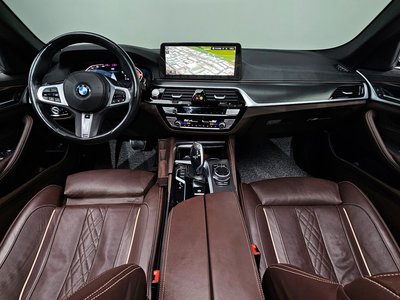 BMW 5 SERIES - 4