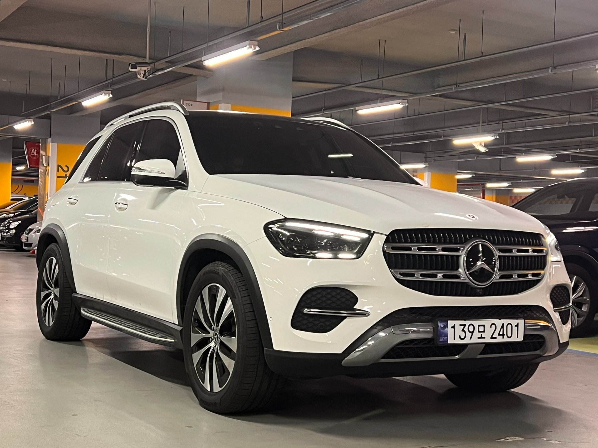 MERCEDES-BENZ GLE - View 1