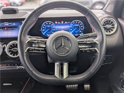 2025 Mercedes-BENZ EQB — миниатюра 11