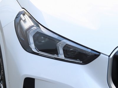 صورة 9 لـ 2025 BMW X1