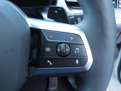 صورة مصغرة 36 لـ 2025 BMW X1
