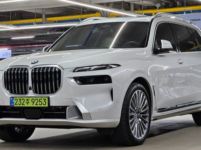 BMW X7 - 1