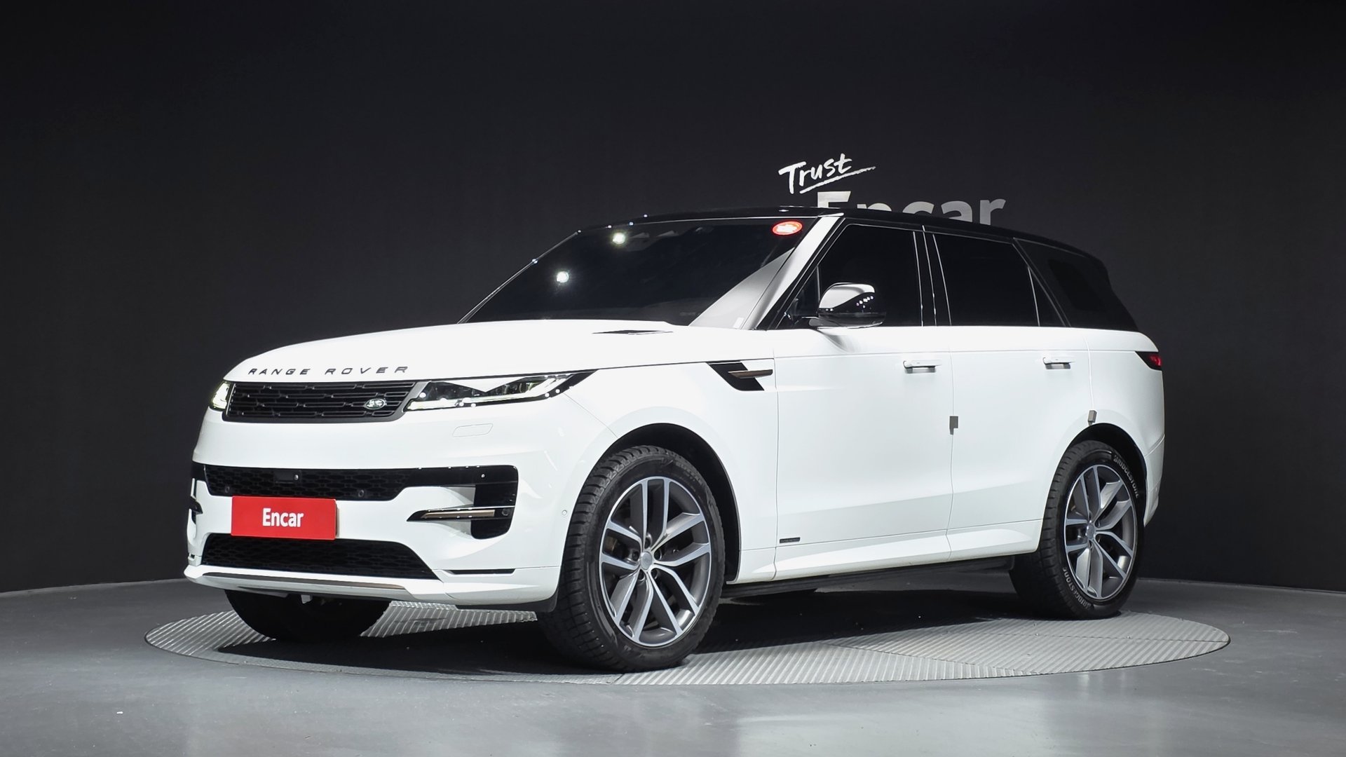 2024 LAND Rover RANGE ROVER SPORT photo 1