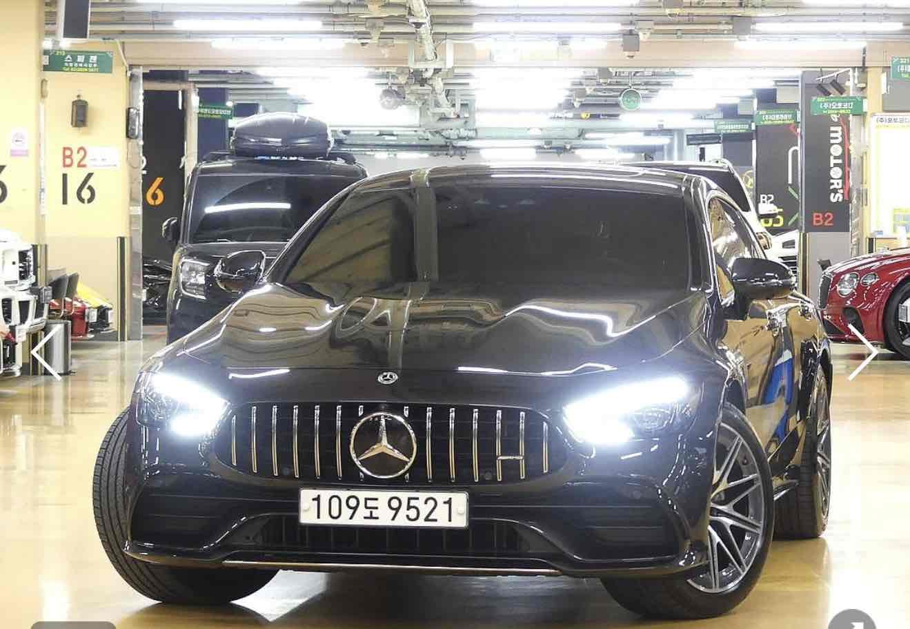 MERCEDES-BENZ GT AMG - View 1