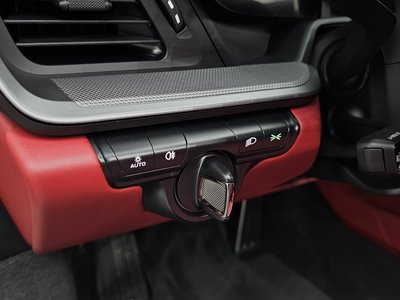 صورة مصغرة 16 لـ 2024 Porsche 911