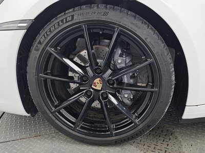 صورة 6 لـ 2024 Porsche 911