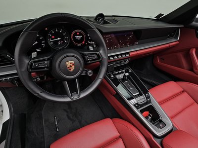 صورة 5 لـ 2024 Porsche 911