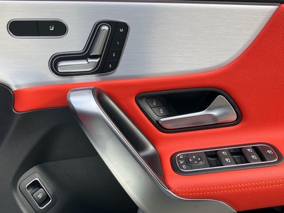 MERCEDES-BENZ CLA AMG - 9