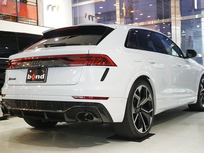AUDI RS Q8 - 5