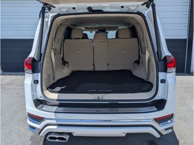 2024 Toyota LAND CRUISER 300 — фото 27