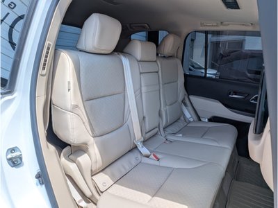 2024 Toyota LAND CRUISER 300 — фото 36