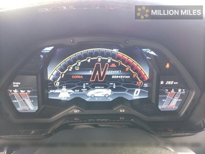 LAMBORGHINI AVENTADOR - 6